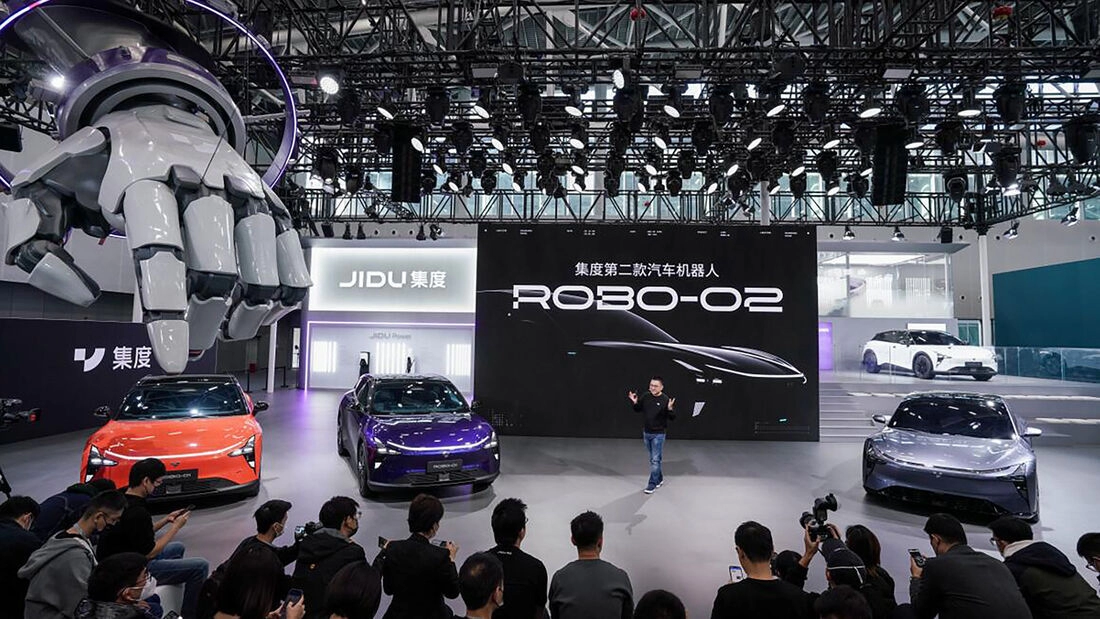 Jidu Robo-01 and Robo-02: search engine electric cars