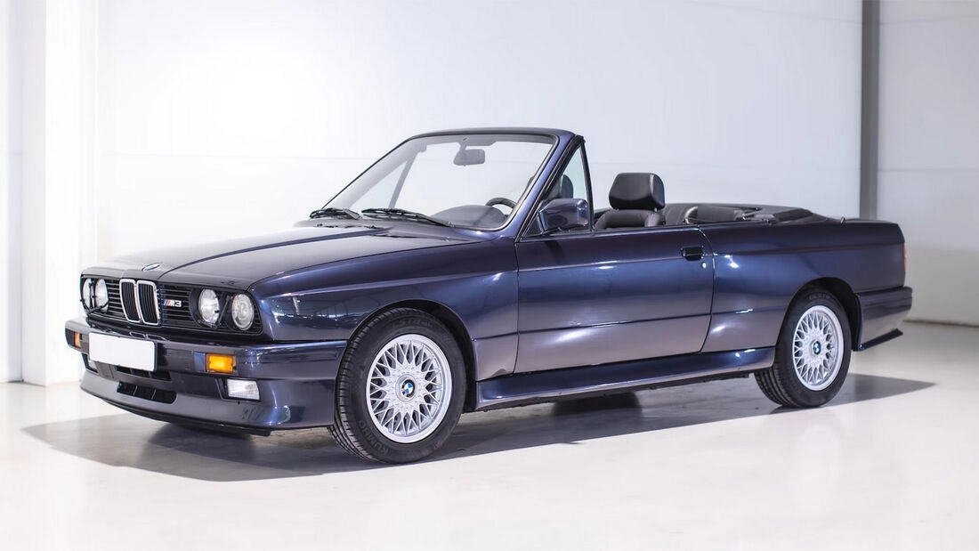 M3 E30 Cabriolet from 1989 restored at BMW